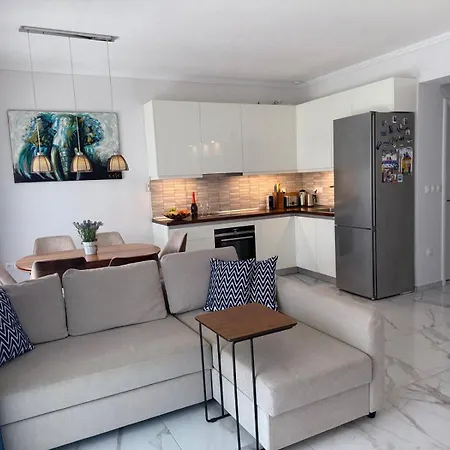 White Pearl Luxury Nikiti (Sithonia)