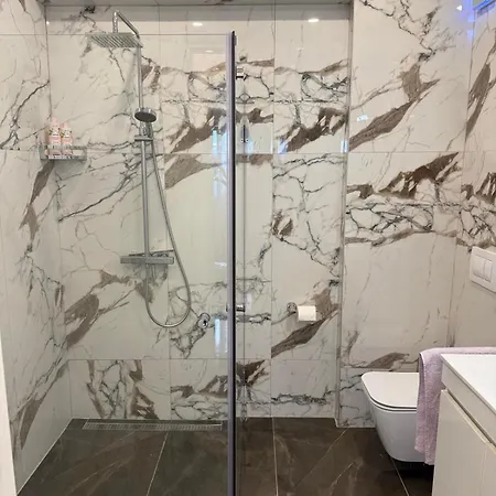 White Pearl Luxury